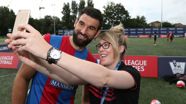 EPL Aussies: Jedinak welcomes Cabaye competition
